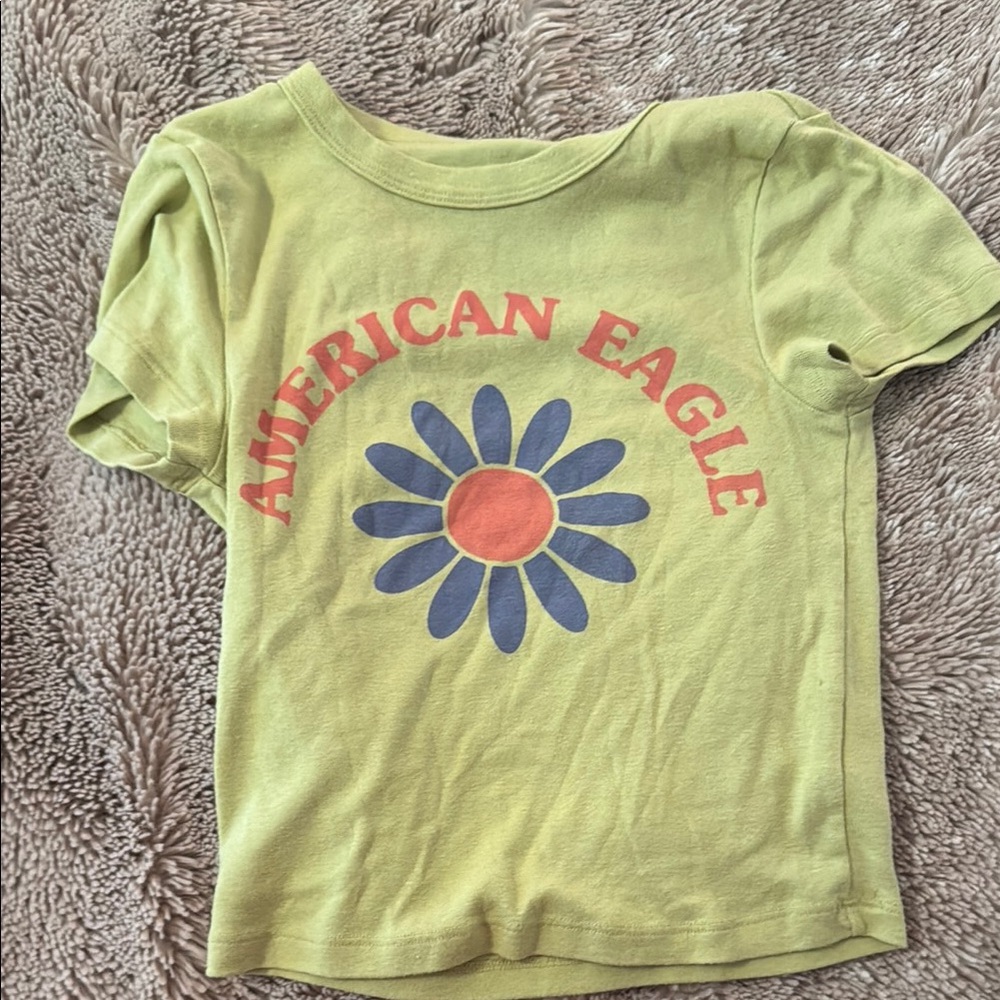 American Eagle Outfitters Yellow with Flowet Short Sleeve Tee Retro Graphic